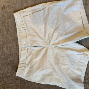 Men’s Lululemon light grey commission shorts sz33